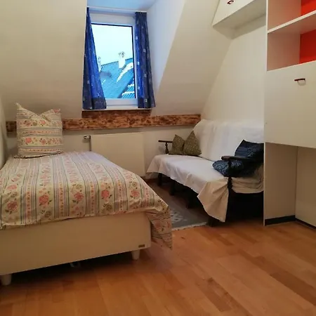Schuhhaus Ganster *